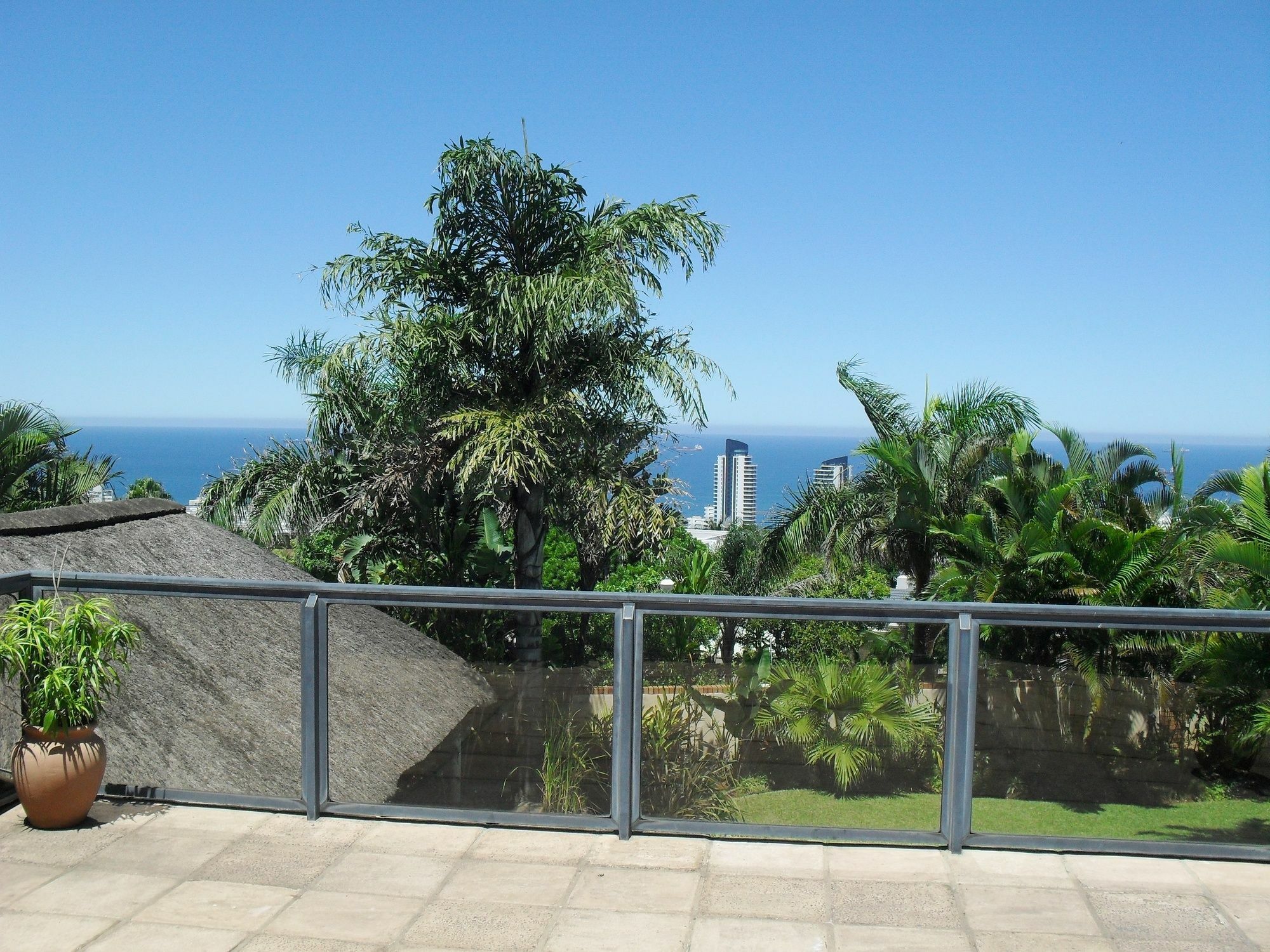 8 Royal Palm B&B Umhlanga Rocks Kültér fotó
